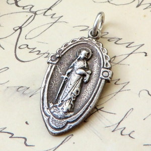 St Dymphna Medal - Sterling Silver Antique Replica - Patron of mental health & against anxiety