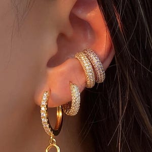 Small Cartilage Hoops, Ear Cuff with zirconia, Ear Cuff for Non Pierced Ear, Ear Cuff, Elegant Ear Cuff for Non-Pierced Ears
