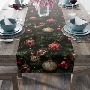 Table Runner - Christmas Festive Ornament Pattern, Kitchen Linens, Dining Decor, Home Textiles, Fall Table Setting, Home Decor