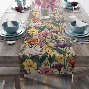 Table Runner, Vintage Floral Boho Home Decor, Spring Table Decoration, Holiday Table Setting, Botanical Table Runner