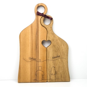 Schneidebrett Herzbrett personalisiert aus Eiche und Kernbuche Hochzeitsgeschenk Weihnachtsgeschenk Paargeschenk