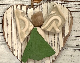 ANGEL HEART - GREEN - Ornament created from pre-loved dishes