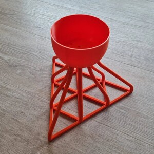 Imbuto per Beer Pong: riempimento simultaneo di 10 bicchieri!
