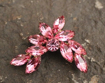 Brooch, Rhinestone Brooch, Hot Pink Rhinestone Brooch, Vintage Brooch, Vintage Rhinestone Brooch,Women's Brooch