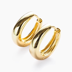 Chunky Drop Huggie Earrings in Gold | Beautiful Gift for her | Tarnish-free Earrings | Everyday Earrings