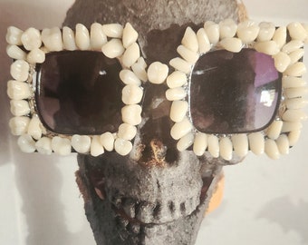 Horror sunglasses, teeth, teeth sunglasses, tooth, teeth jewelry, gothic, oddities sunglasses, oddities