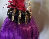 Skull, Skull hand, Skull hat, Skull Fascinator, Halloween, Halloween hat, Rose, Rose skull