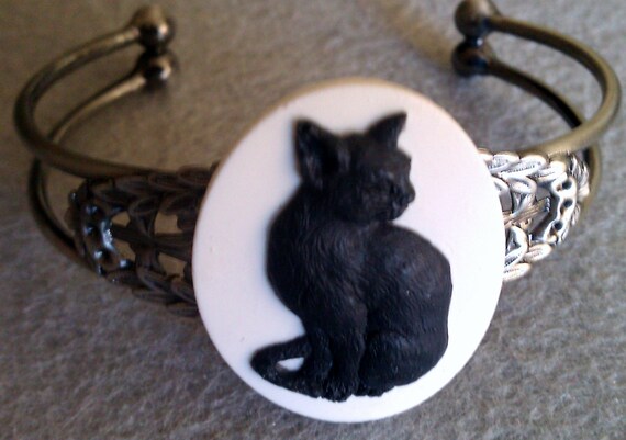 Cat cuff cat jewelry Cat ready to ship crazy cat lady Antique cat bracelet Cat cameo cat bracelet gifts for her retro