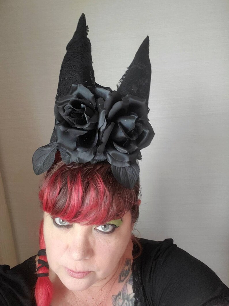 Gothic queen horns, horns, Halloween, cosplay, horror horns, Gothic horns, image 2