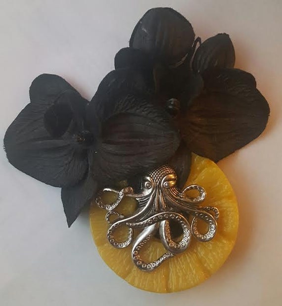 FAT HAIR TIE PALE YELLOW W/GOLD FAT HAIR TIE PALE YELLOW W/GOLD