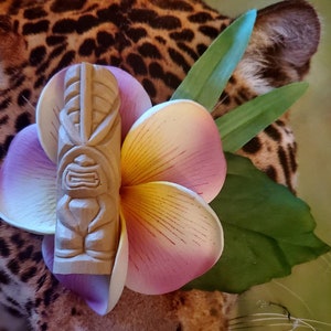 Tiki, tiki hair flower, tiki clip, tiki barrette, tiki oasis