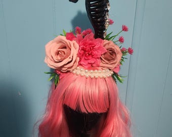 Seahorse, whimsical, pink flowers crown, rhinestone seahorse