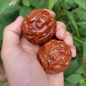 Pair Wooden fitness ball health wood Zodiac ball,Wealth and luck  Hand Balls,Hand Massage Wood Elderly Toy Physical Wooden sphere round Ball