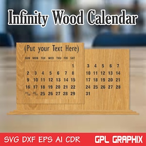Peut inclure: Un calendrier en bois avec un en-tête personnalisable qui dit "Put your Text Here". Le calendrier a une disposition en grille traditionnelle avec les jours de la semaine étiquetés en haut et les numéros 1 à 31 affichés dans une grille.