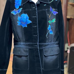 Upcycled, Recycled Liz Claybourne  Denim jacket with dragonfly appliqué - size L