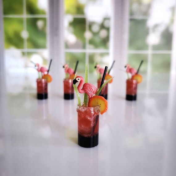 Cóctel de flamenco TROPICAL en miniatura para tus escenas de playa y bares TIKI a escala 1:6 - Miniaturas realistas para muñecas y figuras de moda