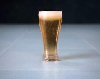 Miniature BEER with Foam on Top in Tall Pilsner Glass - Realistic OSS Beverage for 1:6 Scale Dolls & Action Figures