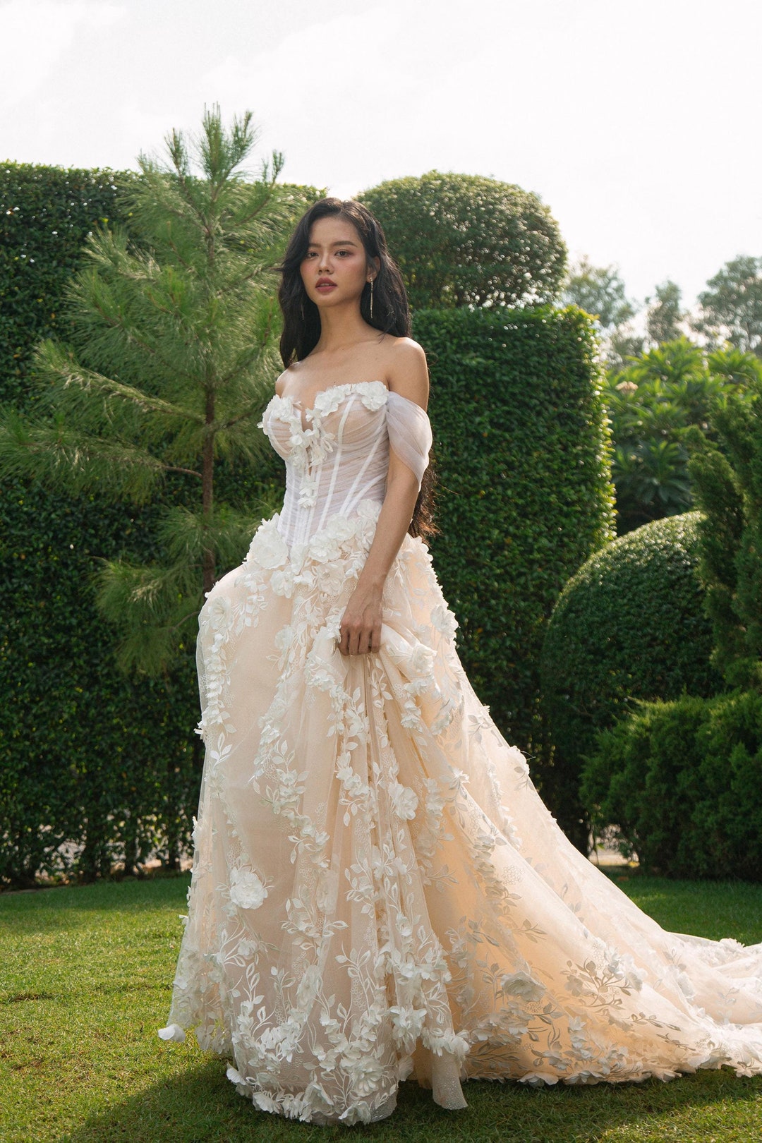 3D Floral A line Wedding Dress Dropped Basque Waist Boning Corset 