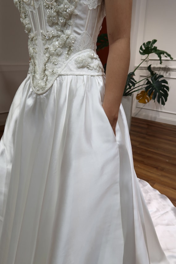 Rene美品 Renaissance Style Basque Waist Wedding Dress - Silk A-line