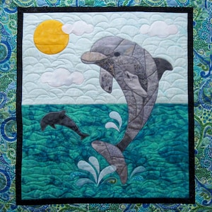 Splash the Dolphin Quilt Wallhanging Pattern