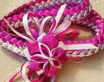 Double Braid Ribbon Lei With Flower