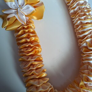 Large two tone Ruffle Ribbon Lei image 3