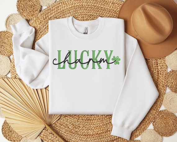 Embroidered Lucky Sweatshirt,Lucky Sweatshirt,Embroidered Lucky,Saint Patrick's Day Sweatshirt,Women St Patrick's, Green Sweatshirt,Crewneck