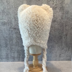 Hat with Ears White Polar Bear Animal hat with Ears Hand Knit White Faux Fur Hat with Ears White Fake Fur Hat with Ears 画像 8