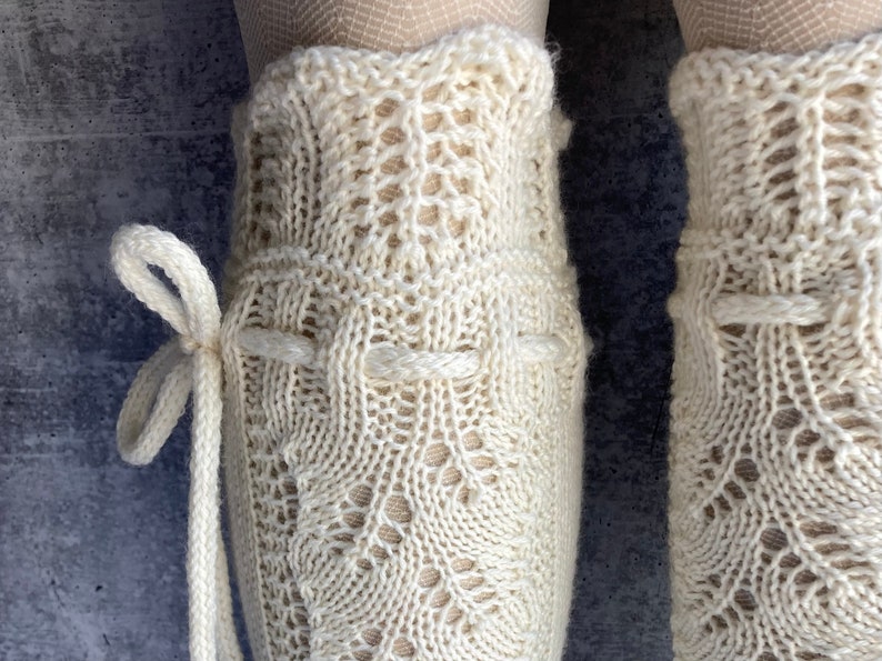 Knee High Socks Lace Panel Cream White Wedding Merino Wool with Ties Hand Knit Perfect Cream Lace zdjęcie 1