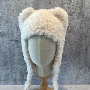 Sombrero con orejas sombrero de animal de oso polar blanco con orejas sombrero de piel sintética blanco de punto a mano con orejas sombrero de piel falsa blanco con orejas imagen 2