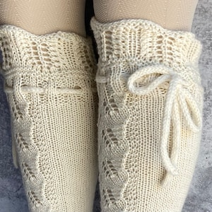 Knee High Socks Lace Panel Cream White Wedding Merino Wool with Ties Hand Knit Perfect Cream Lace zdjęcie 7