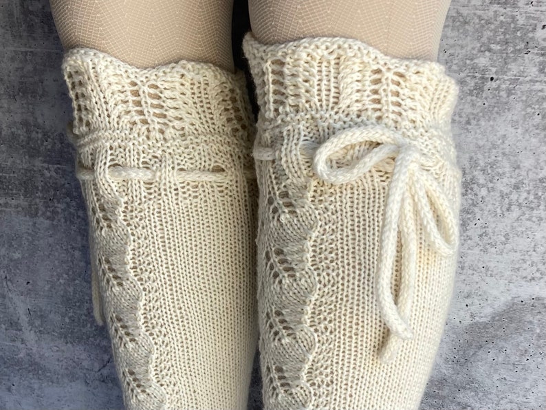 Knee High Socks Lace Panel Cream White Wedding Merino Wool with Ties Hand Knit Perfect Cream Lace afbeelding 7