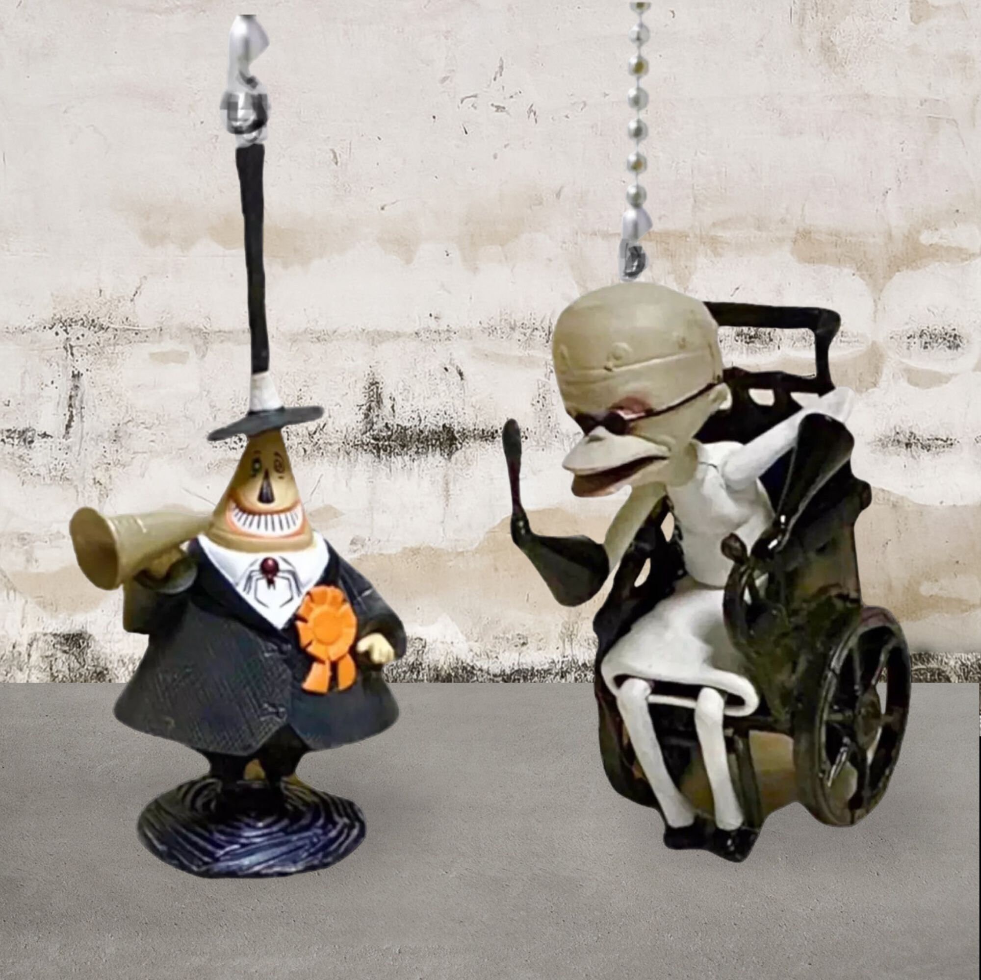 Nightmare Before Christmas Mayor & Dr Finkelstein Fan Pull Figure