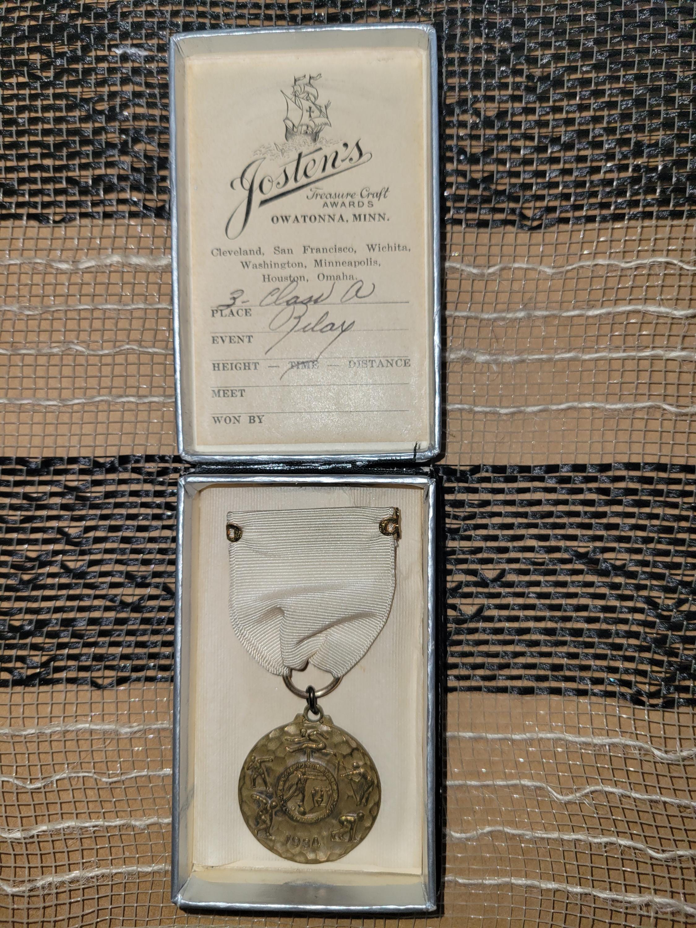 1934 Medal - Etsy