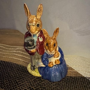 Vintage 1972 Bunnykins Family Porcelain Figurine by Royal Doulton- great condition