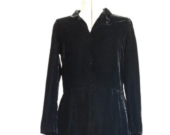 1960s black rayon velvet long sleeved dress M