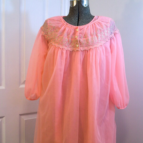 1960s coral pink babydoll chiffon peignoir set / nightgown & dressing gown with floral embroidery by Queentex Ltd M