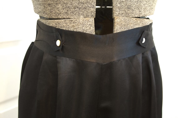 1930s or 1940s black silk satin high waist loungi… - image 2