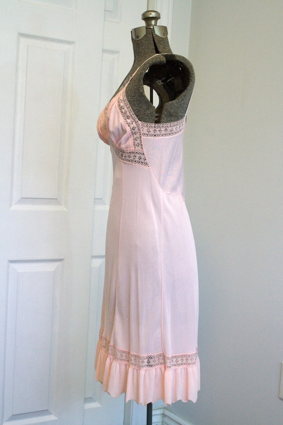 1950s pink nylon lace full dress slip crystal  pl… - image 6