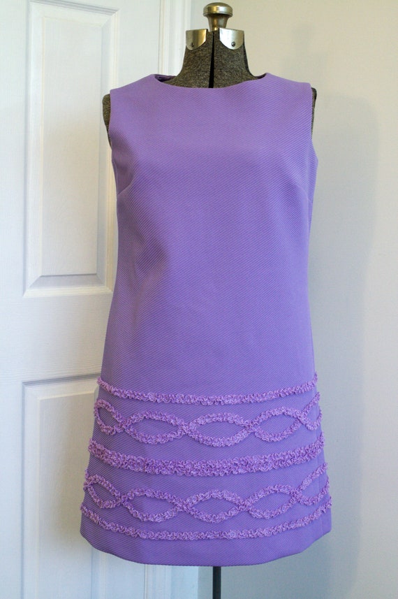 1960s lavender and lace shift dress by Charm Fash… - image 2