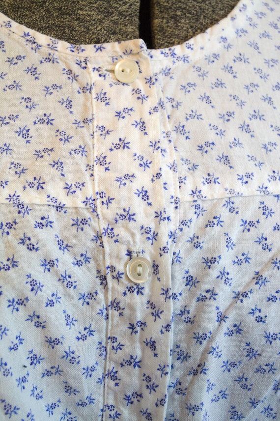 1930s or 1940s handmade long sleeve blue & white … - image 3