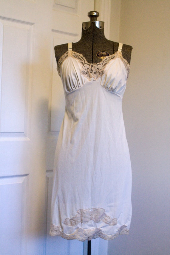 1950s Lorraine Quality Lingerie ivory cream white 