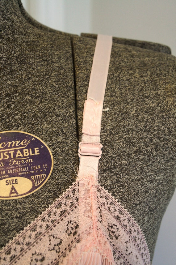 1950s pink nylon lace full dress slip crystal  pl… - image 4
