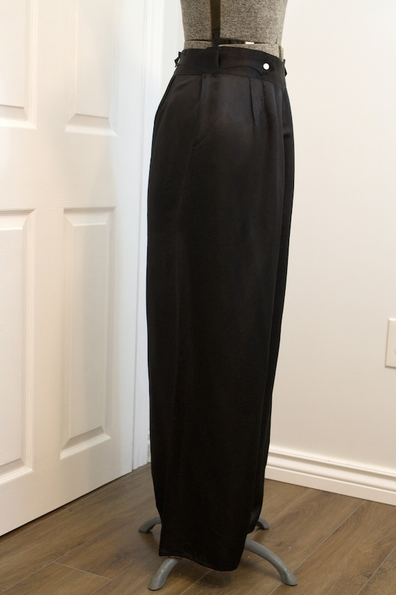1930s or 1940s black silk satin high waist loungi… - image 3
