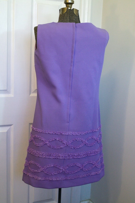 1960s lavender and lace shift dress by Charm Fash… - image 6