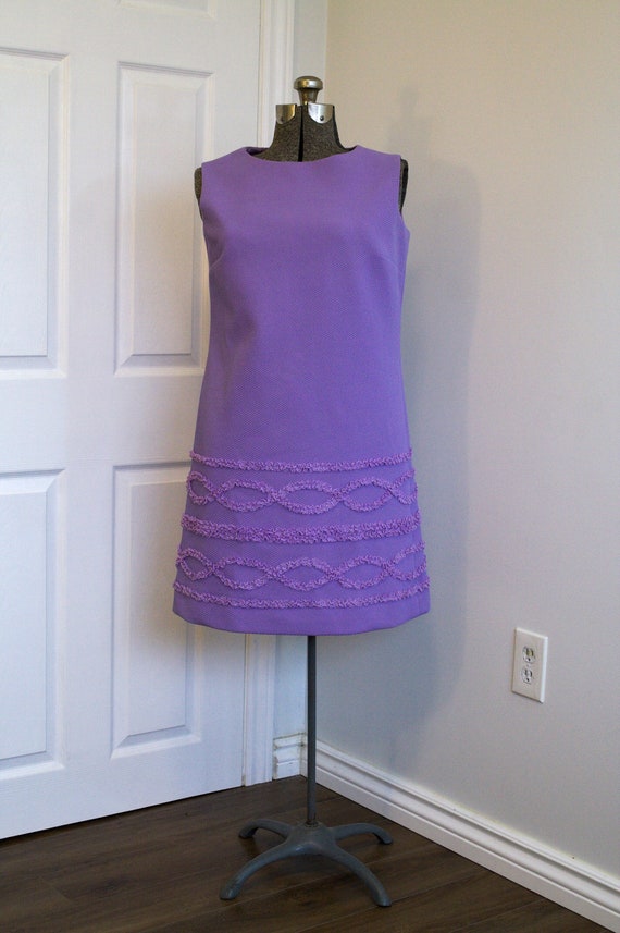 1960s lavender and lace shift dress by Charm Fash… - image 1