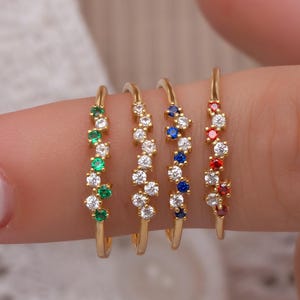 Solid Gold Cluster CZ Birthstone Ring, Zierliche Halbe Eternity Ring mit Zirkonia, stapelbar Goldband für Frauen, Minimalist Schmuck