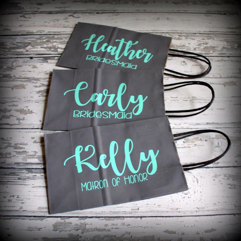 Personalized bridal party gift bag gift bag for bridesmaids, groomsmen, bachelorette parties, girls weekendS image 2