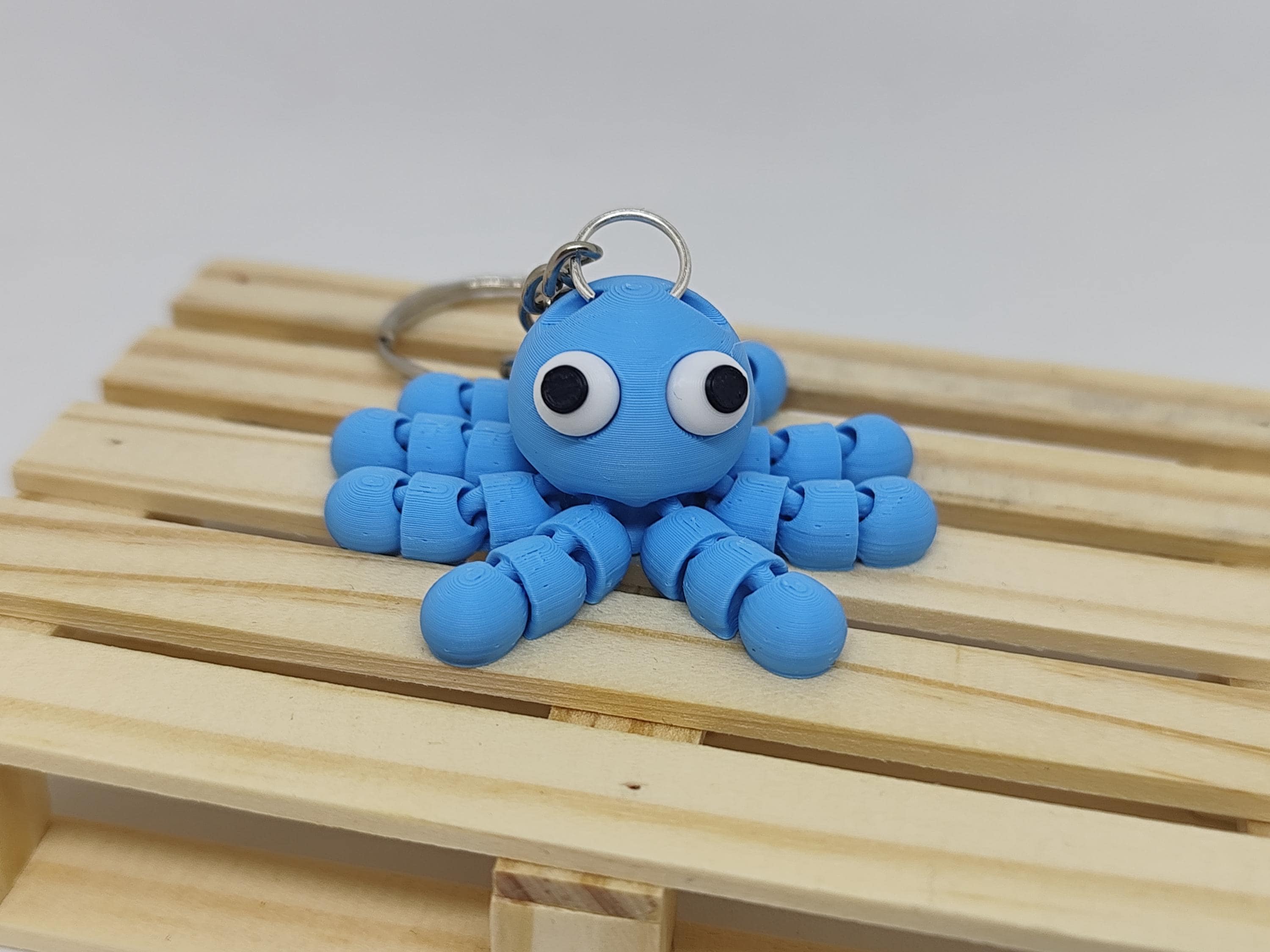 Flexi Octopus Keychain: Bendable Sea Life Backpack Charm
