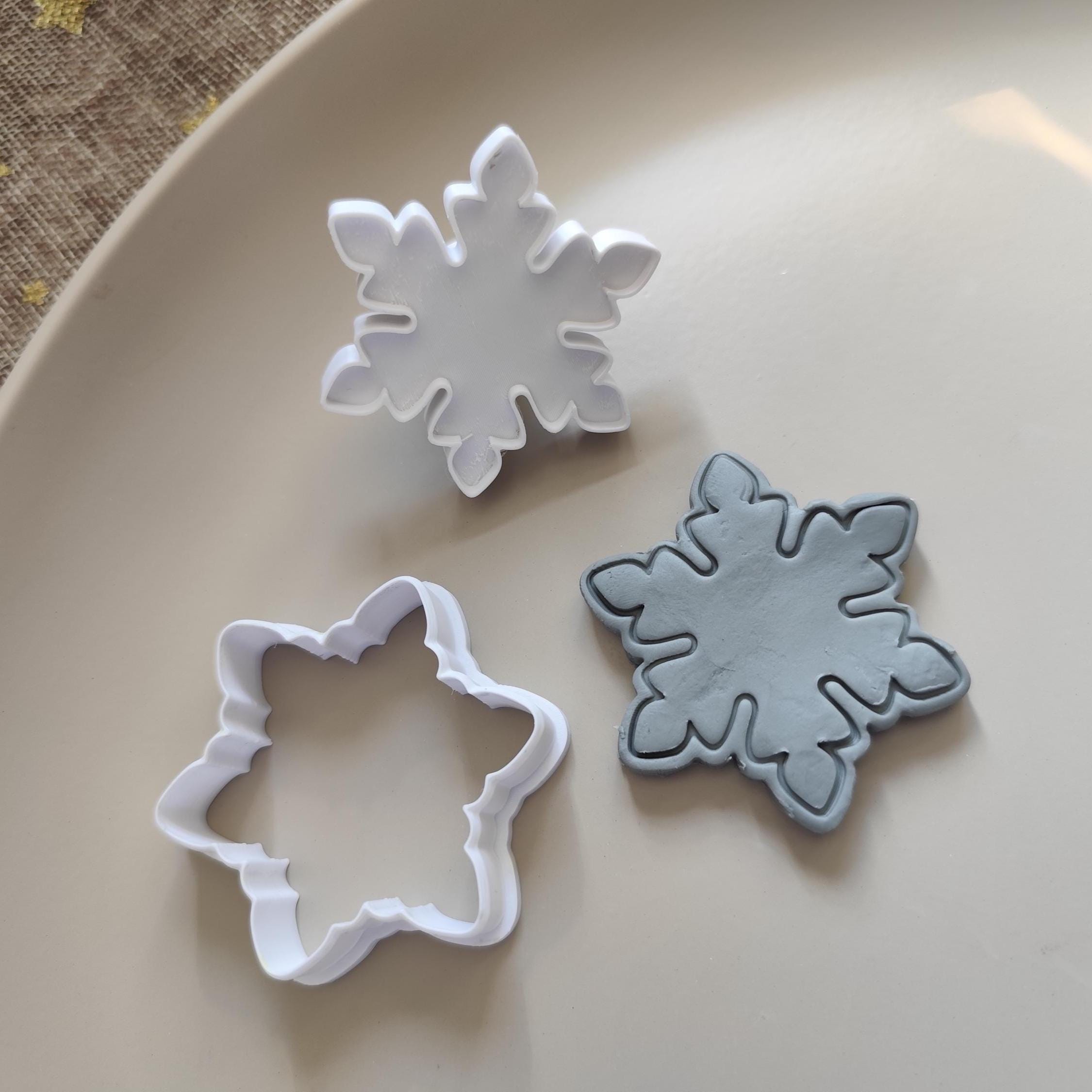 Snowflake Cookie Cutter and Stamp, Winter Polymer Clay Cutter, Christmas Biscuit Mold with Handle, Holiday Fondant Embosser, Dough Stamp